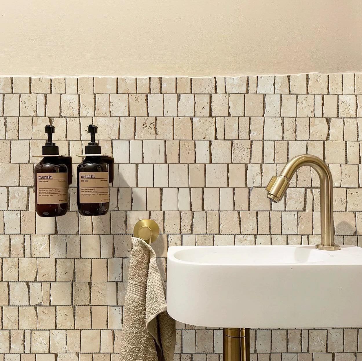 Santal Travertine Scarpa Mosaic